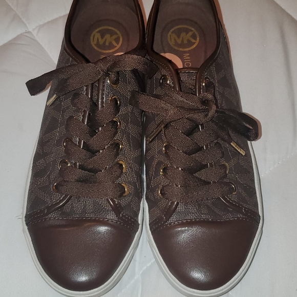 Michael Kors Shoes Size 7 - Picture 2 of 3